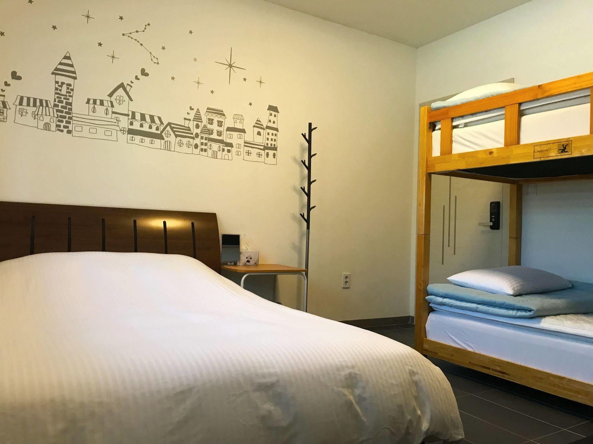 Incheon Airport Happy Place Guesthouse Exterior photo