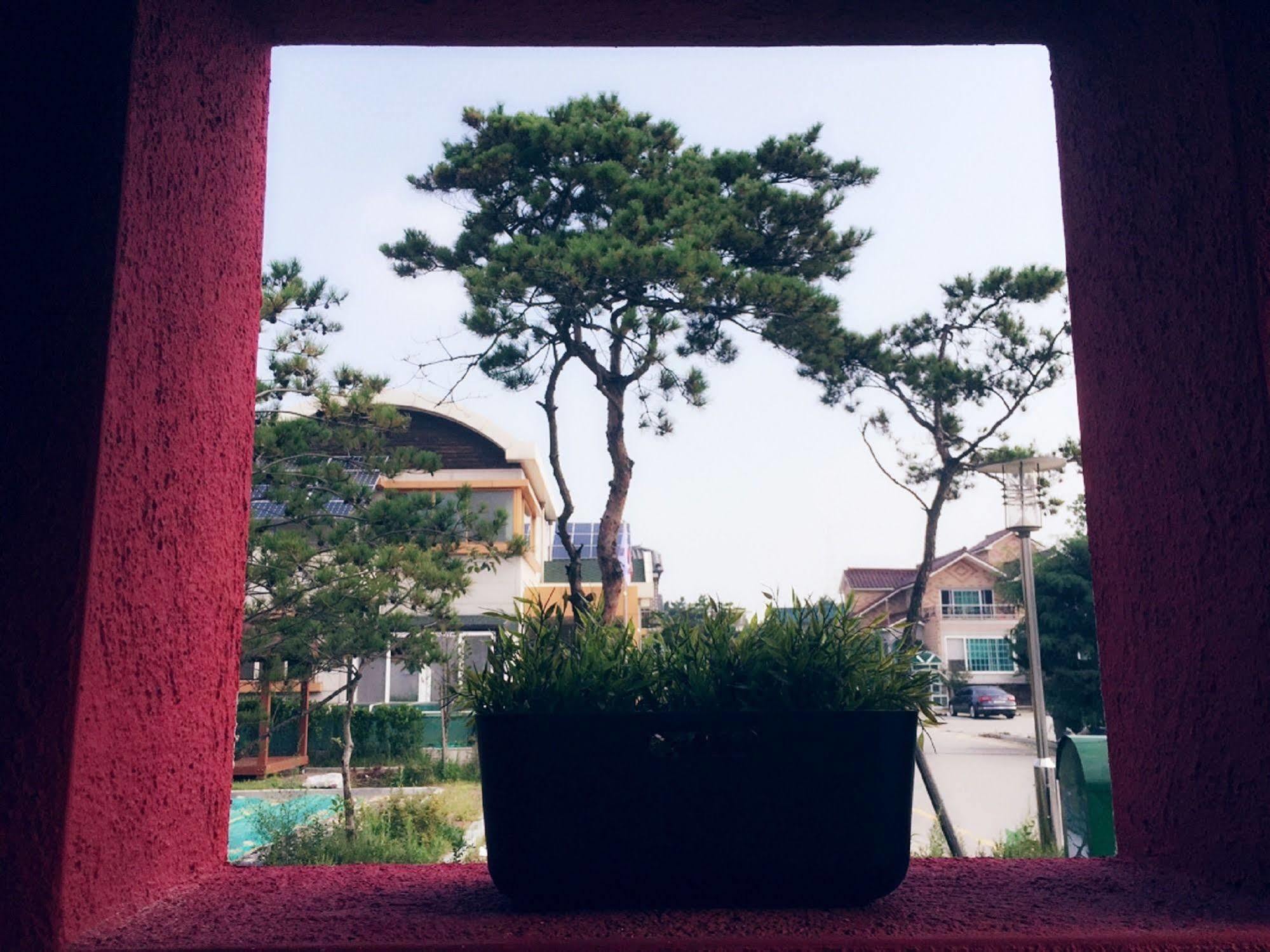 Incheon Airport Happy Place Guesthouse Exterior photo